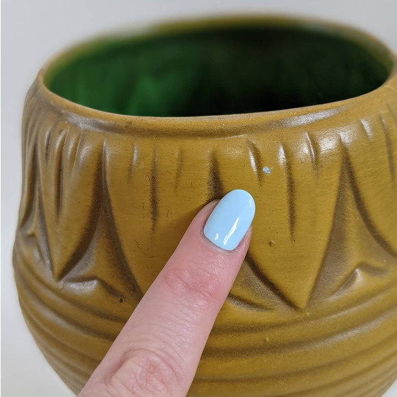 Vintage Mid-Century Mustard Yellow Chalice-Shaped Vase, 60's Chalk Floral Ware - Picture 7 of 10